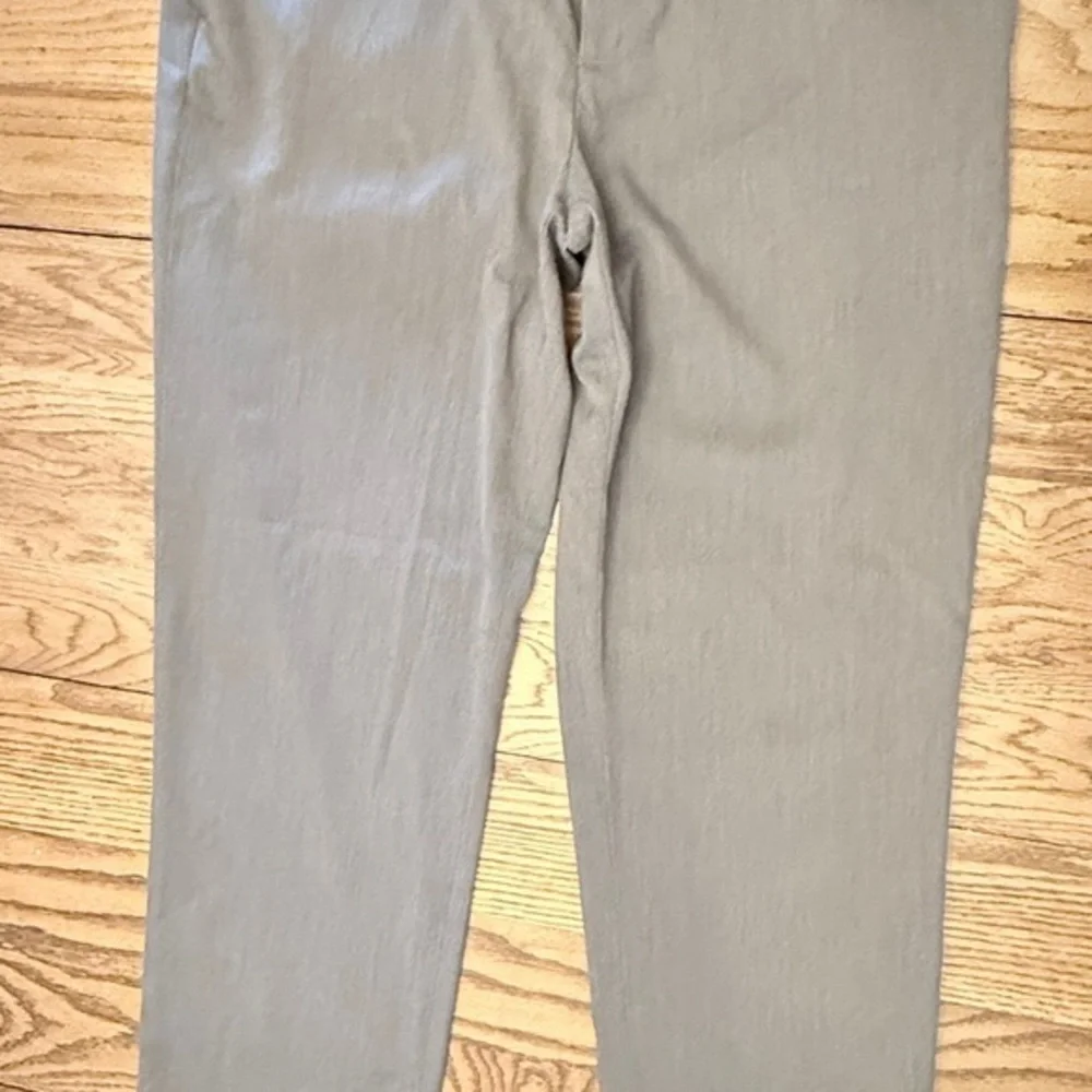 Van Heusen Men's Gray Chinos Size 38x32 GUC AM